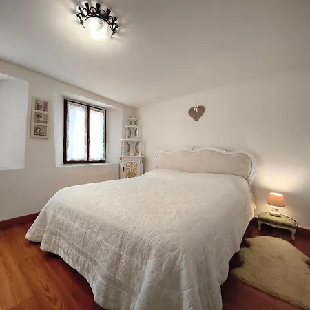 Privatunterkunft La Casa Nel Borgo *